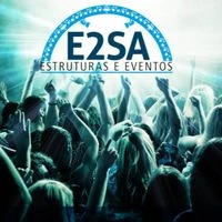 Montagem de palco para show